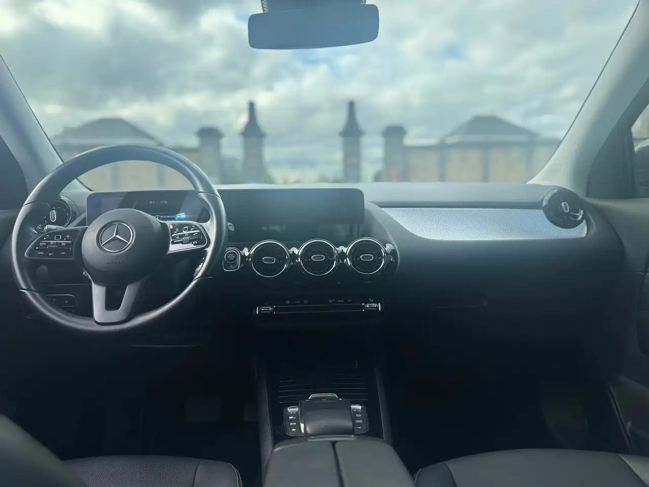 Mercedes-Benz GLA 180 GLA 180 d 9