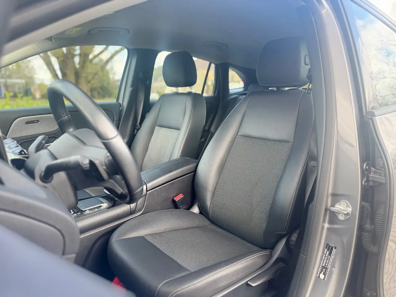 Mercedes-Benz GLA 180 GLA 180 d 11