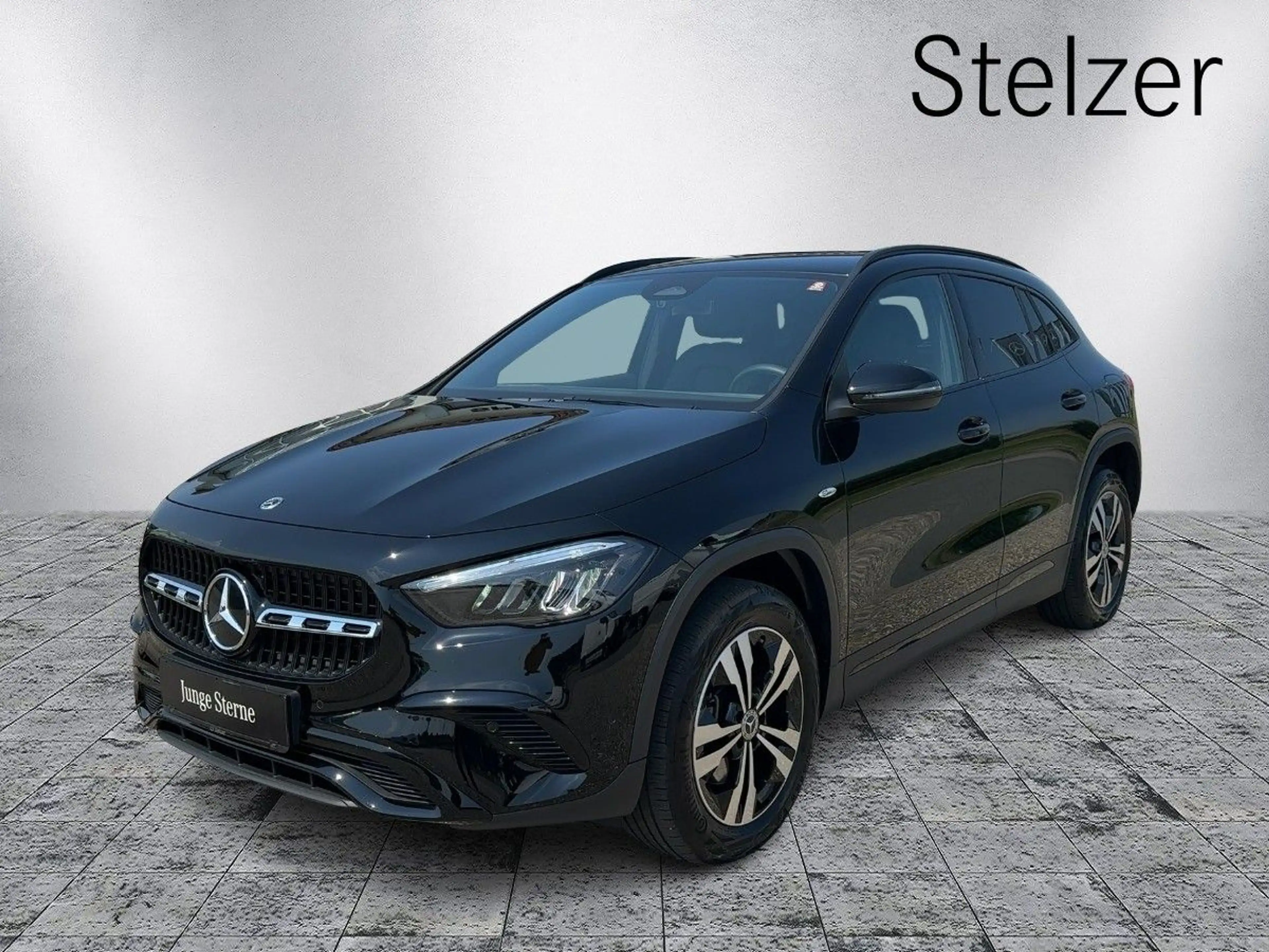 Mercedes-Benz GLA 250 e EQ Hybrid Österreich-Edition Progressiv — photo 2