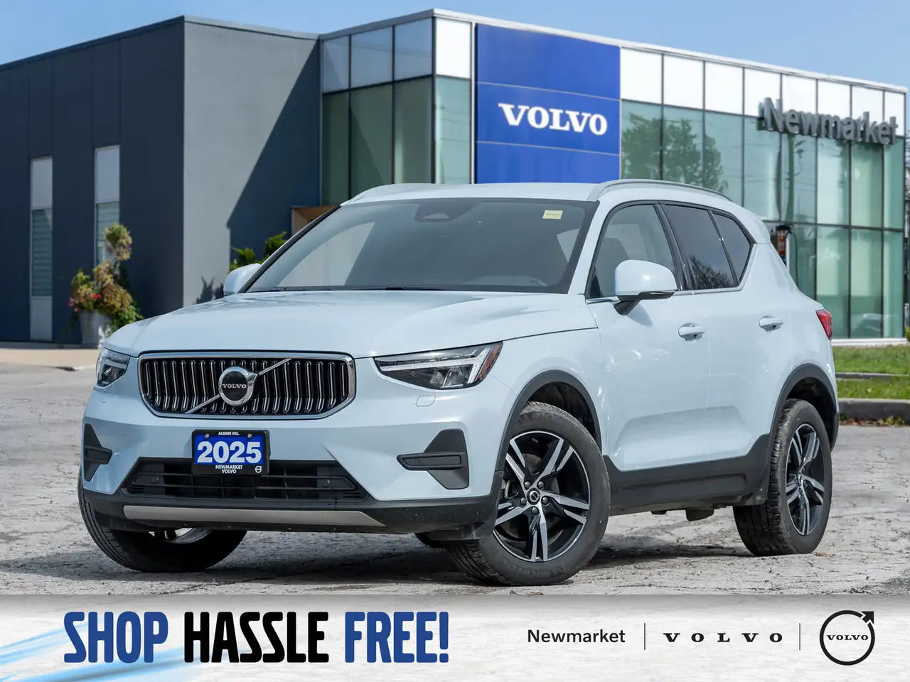 2025 Volvo XC40