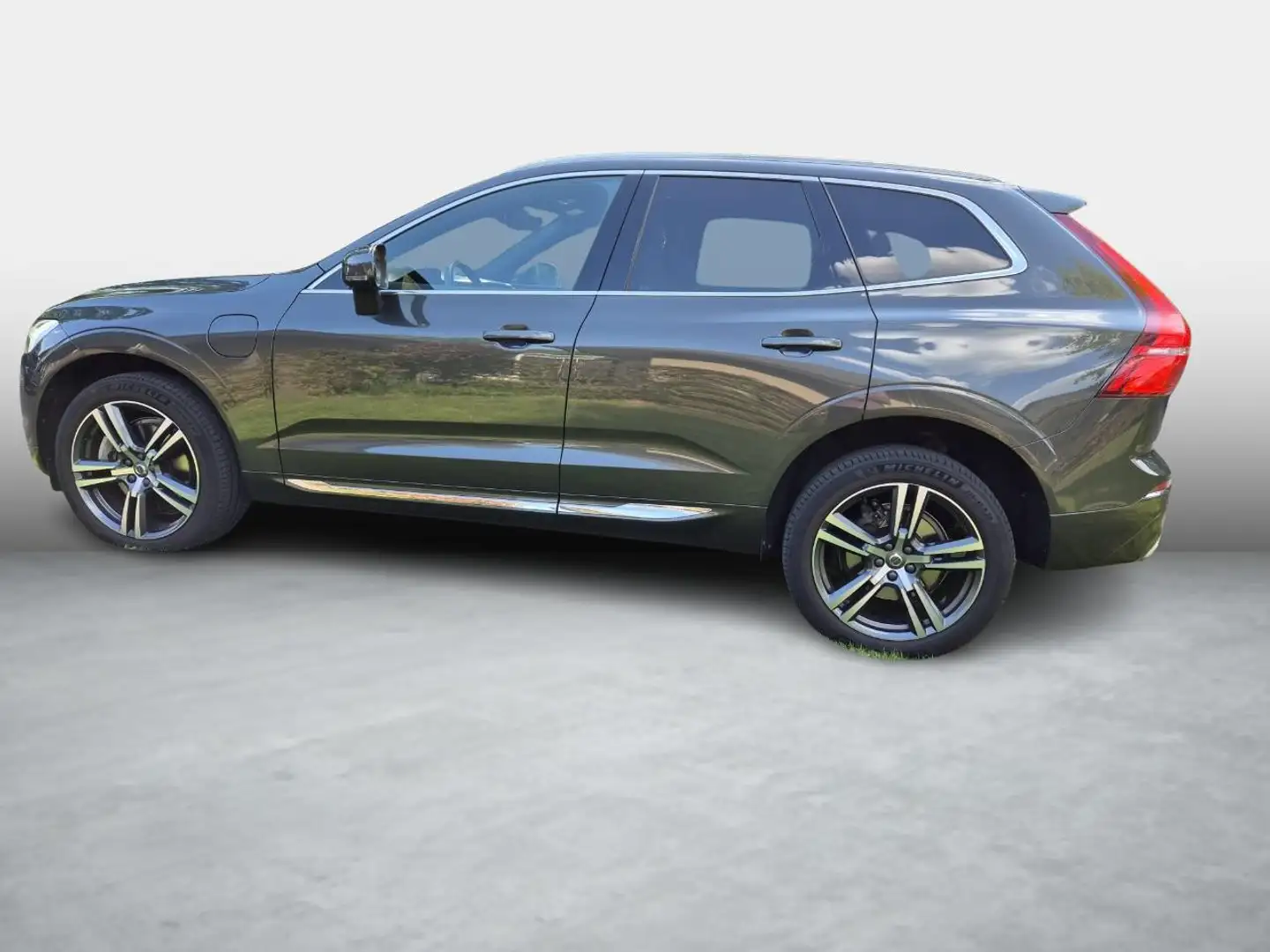 Volvo XC60 Recharge T6 AWD Inscription | Luchtvering | 360 Ca Grigio - 2