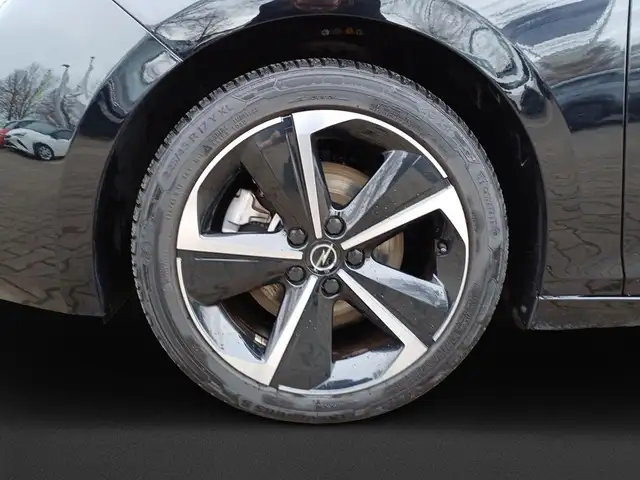 Opel Astra view 10