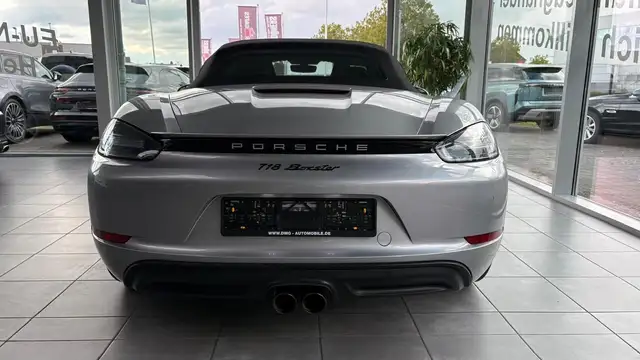 Porsche Boxster view 3