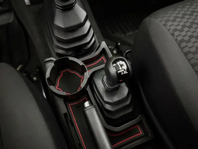 Suzuki Jimny view 28