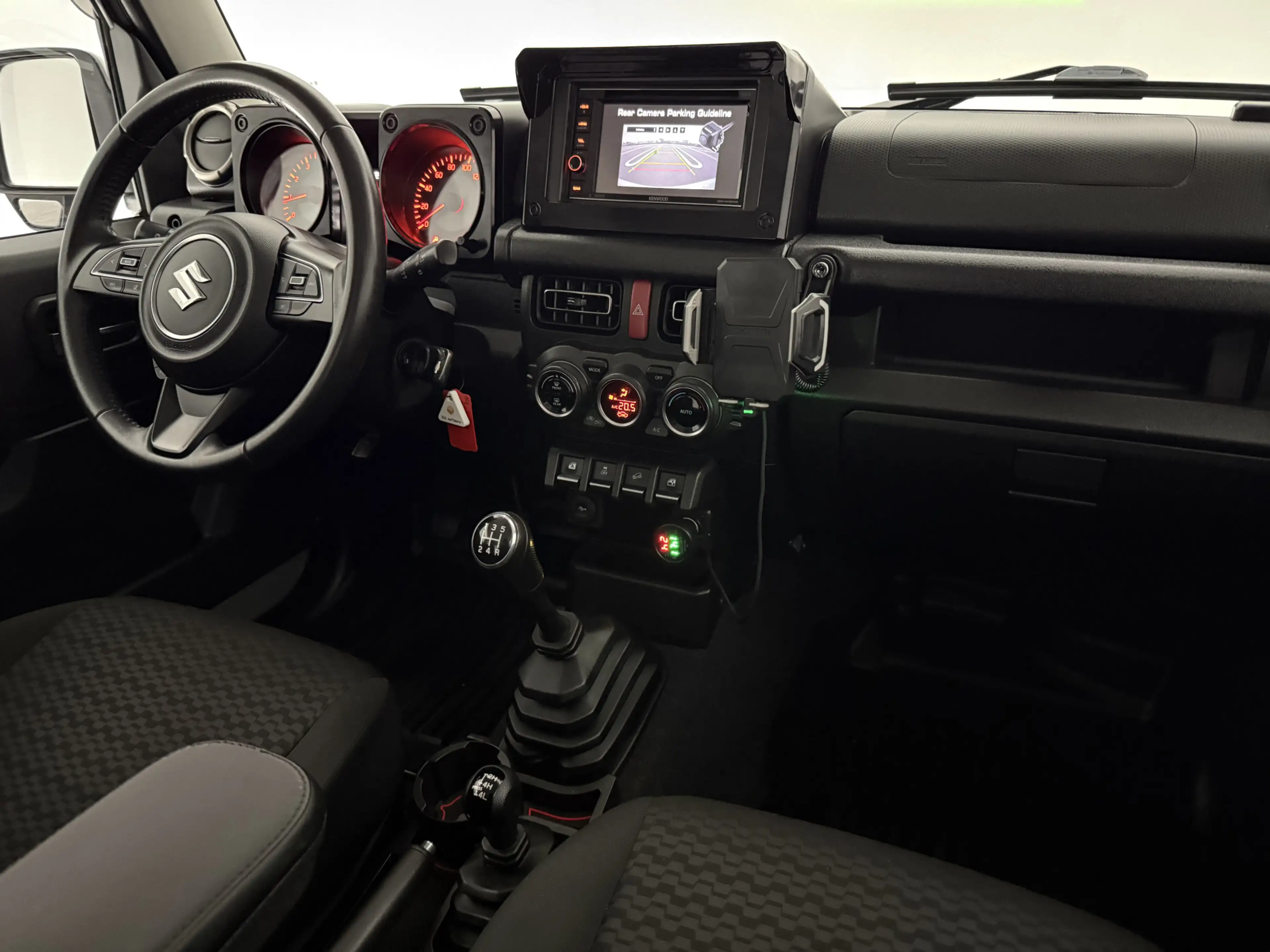 Suzuki Jimny 1.5 Comfort Plus 102PK 4WD | Clima | Carplay | Cam — photo 4