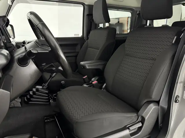 Suzuki Jimny view 17
