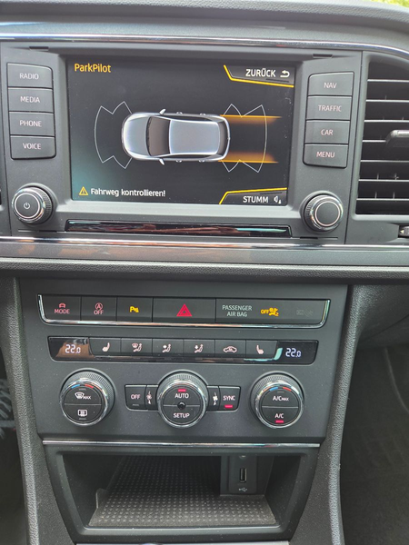 SEAT Leon FR 1.4 TSI TÜV *NEU* — photo 7