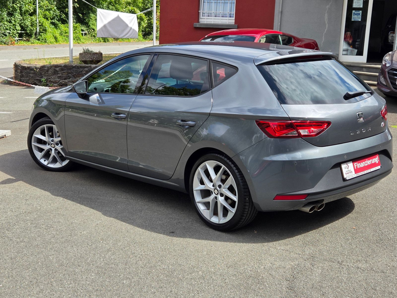 SEAT Leon FR 1.4 TSI TÜV *NEU* — photo 4
