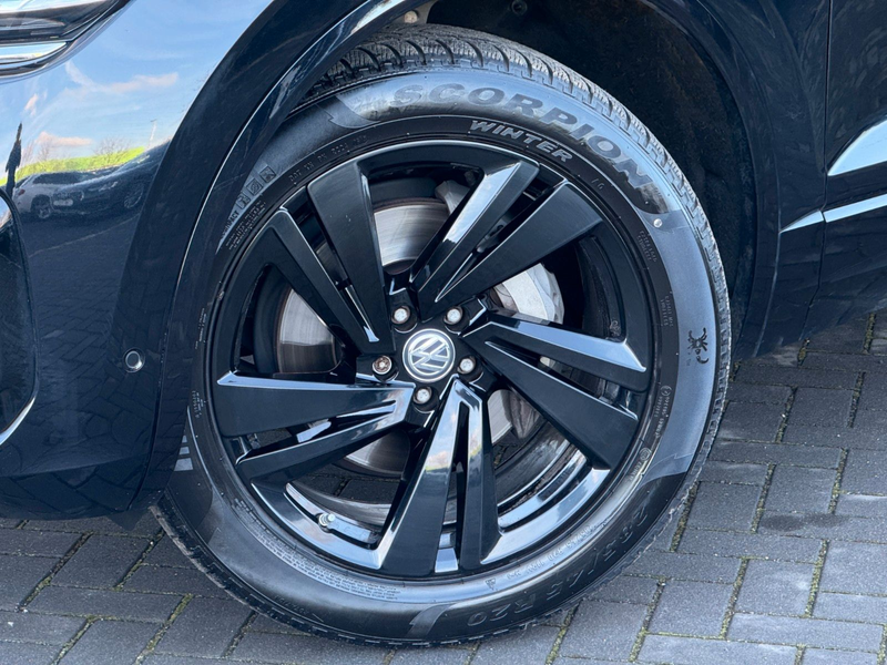 Volkswagen Touareg 3.0TDI4Motion Atmosphere R-LINE AHK LED — photo 9