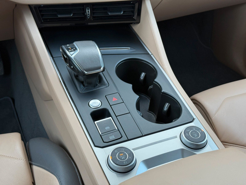 Volkswagen Touareg 3.0TDI4Motion Atmosphere R-LINE AHK LED — photo 12