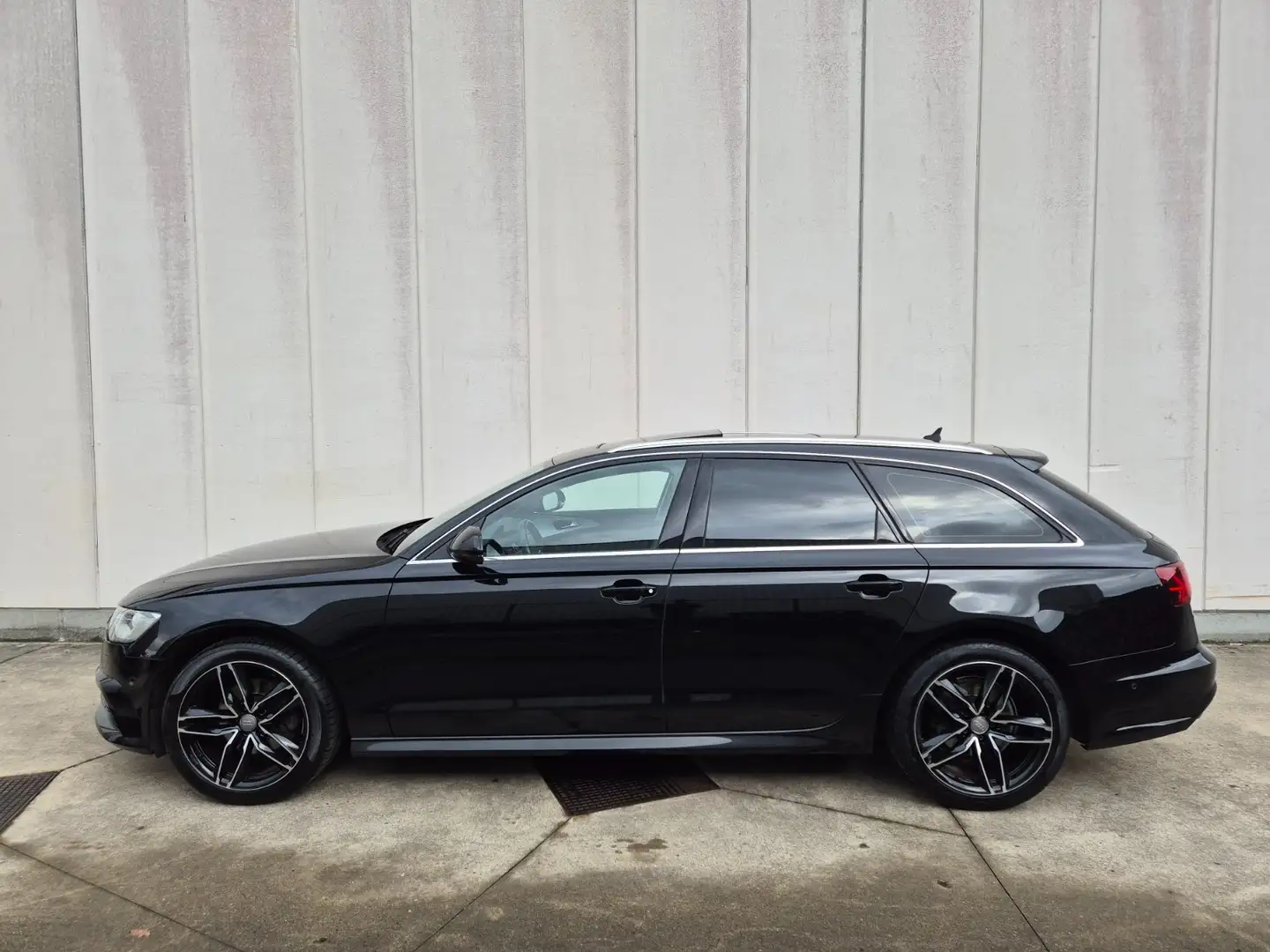Audi A6 Avant 2.0 TDI ultra S tronic Pano Leder Xenon Noir - 2