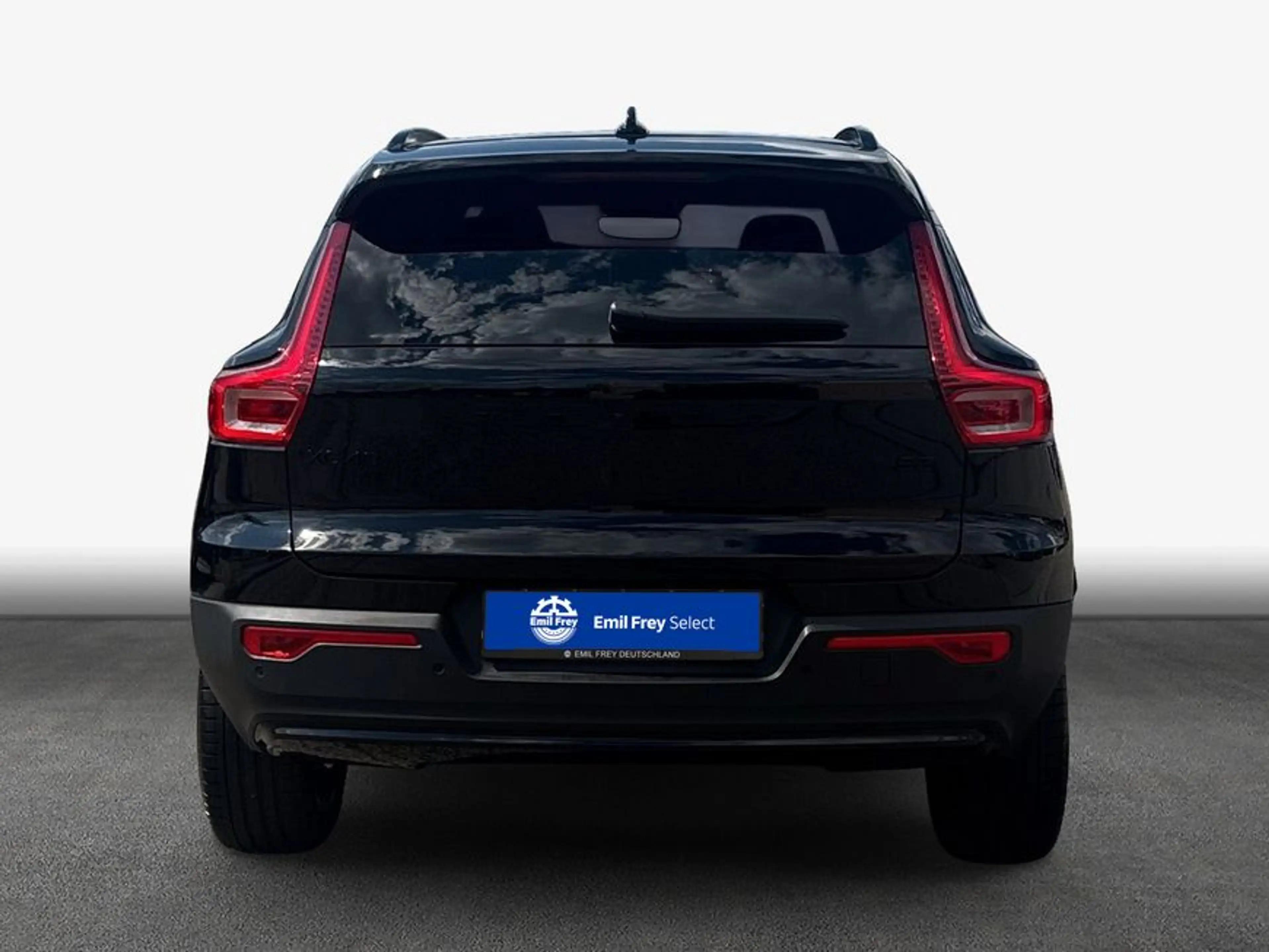 Volvo XC40 XC40 B3 B DKG Plus Black Edition — photo 5