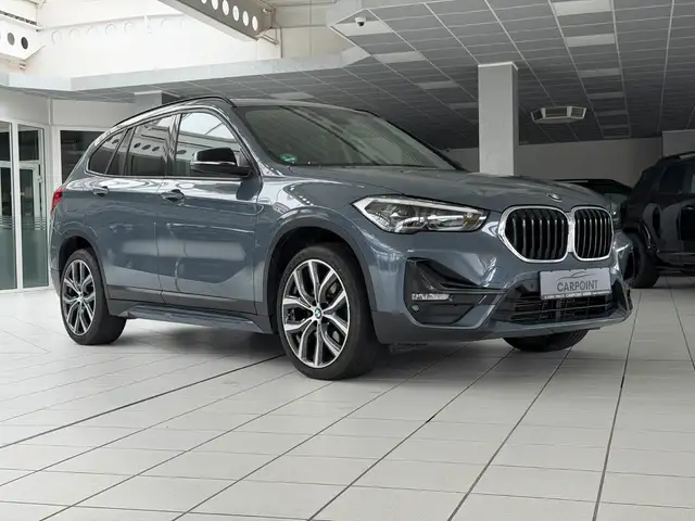 BMW X1 view 7