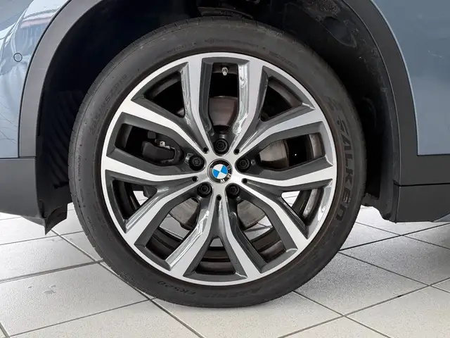 BMW X1 view 10