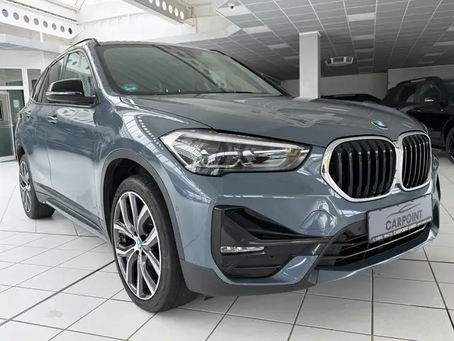 BMW X1 view 8