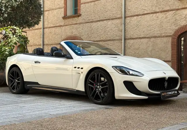 Maserati GranCabrio 4.7 V8 460ch MC STRADALE