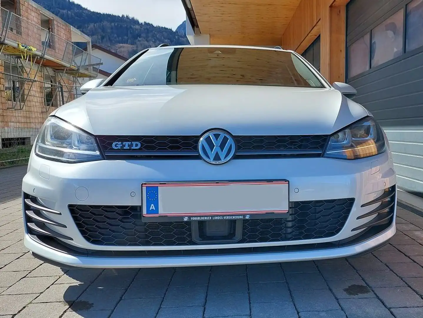 Volkswagen Golf GTD Variant, ACC, DCC, blendfreies Fernlicht Blanco - 2