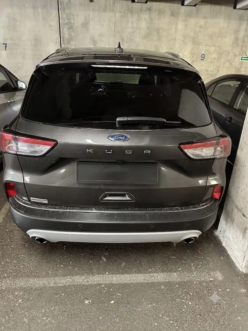 Ford Kuga Kuga 1,5 EcoBlue Titanium X Aut. Titanium X Grau - 2