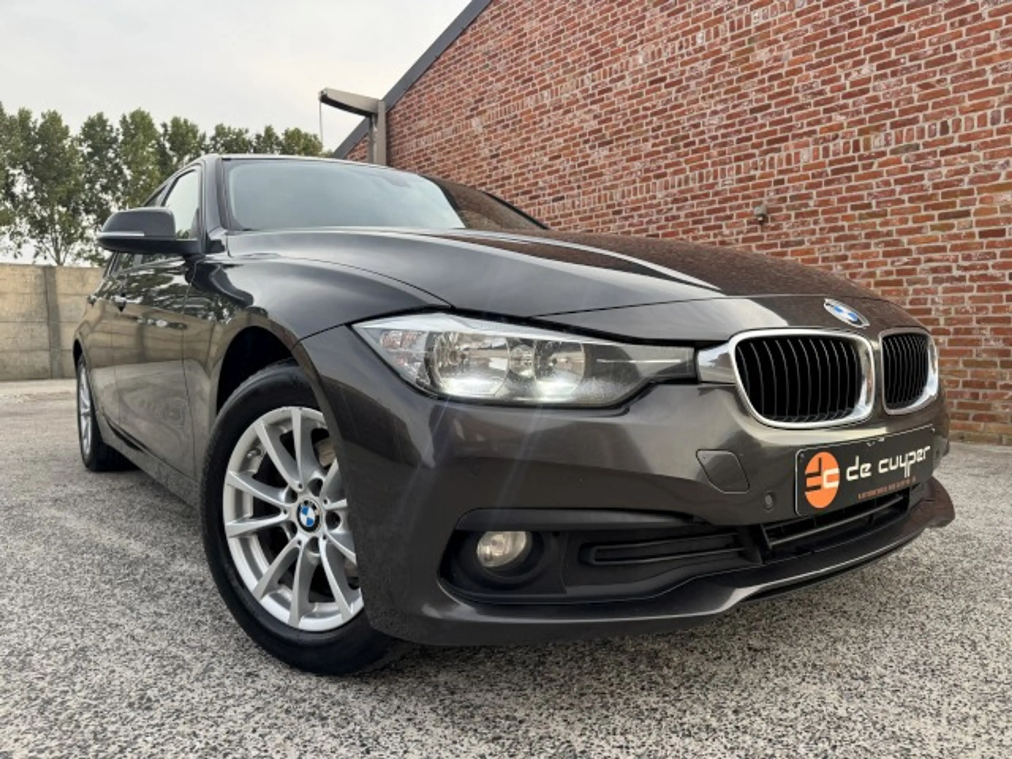 BMW 316 Bmw 316d touring "FACELIFT" Navi/cruise/pdc/clima/ohboek/eu6