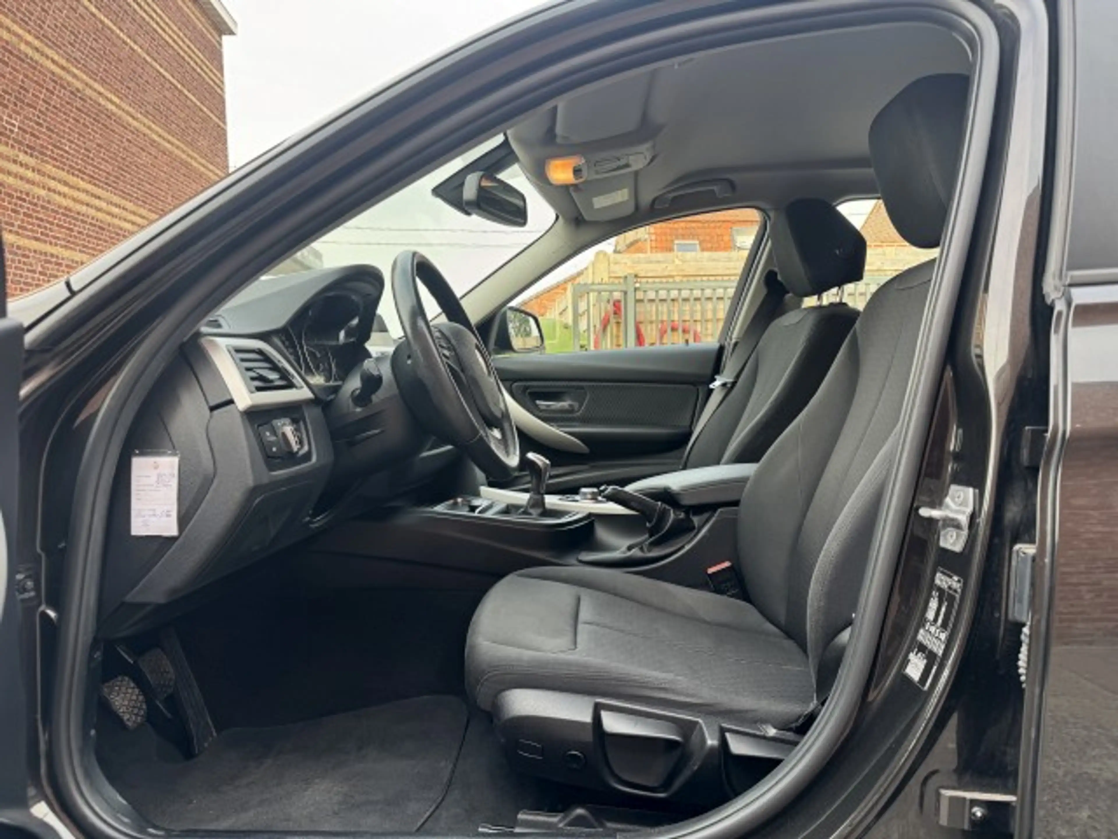 BMW 316 Bmw 316d touring "FACELIFT" Navi/cruise/pdc/clima/ohboek/eu6 — photo 2