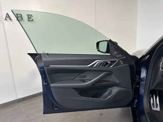 BMW I4 view 6
