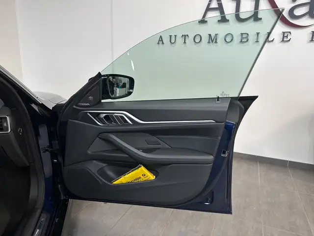 BMW I4 view 7