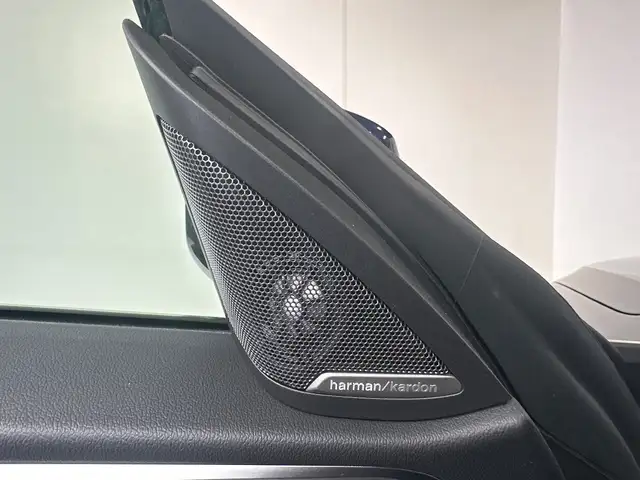 BMW I4 view 10