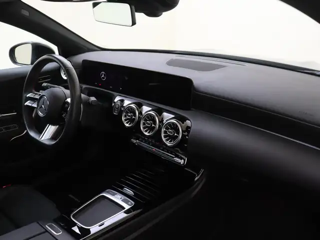 Mercedes-Benz A-Class view 5