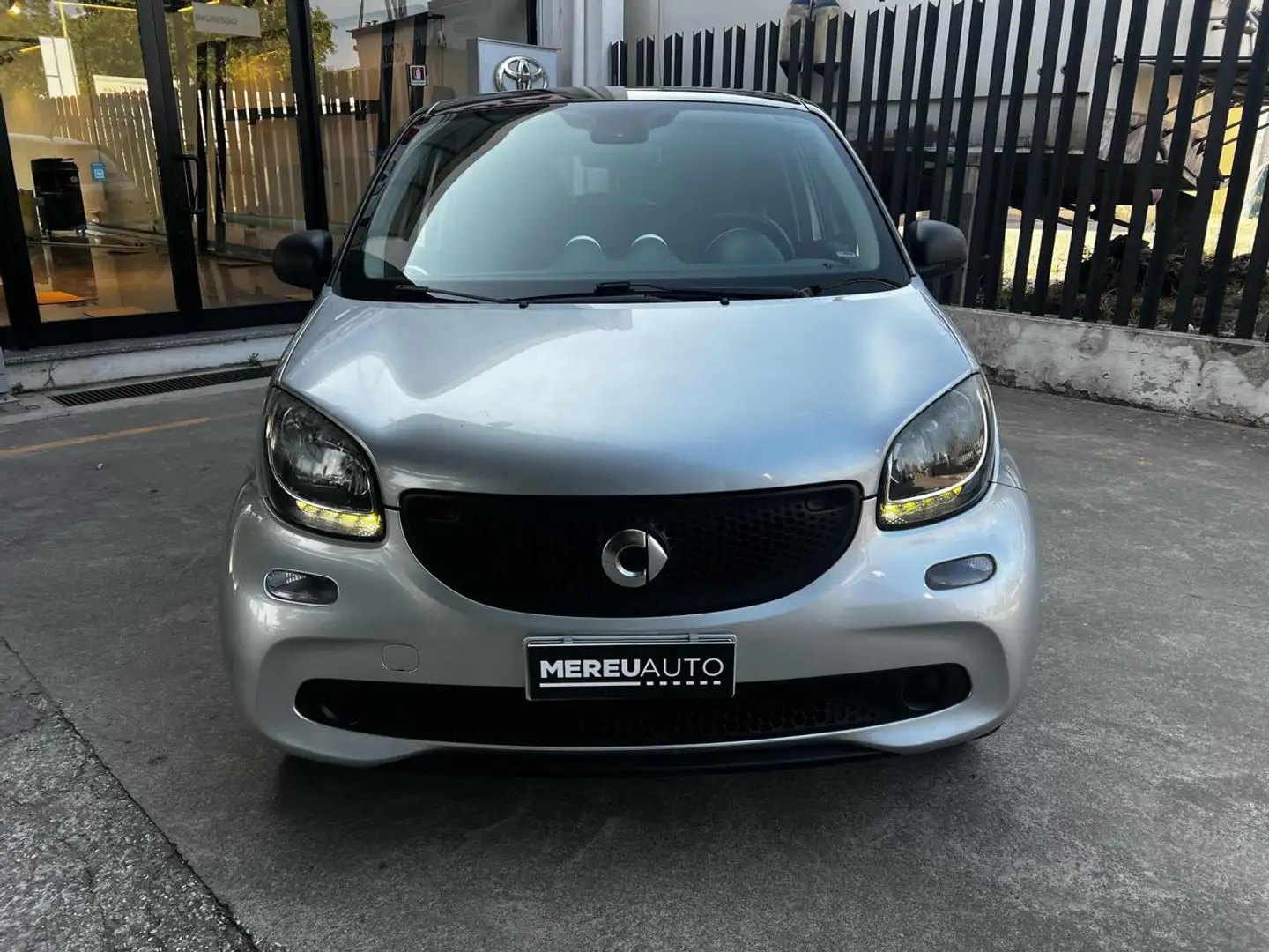 smart forFour 70 1.0 Passion Grau - 2