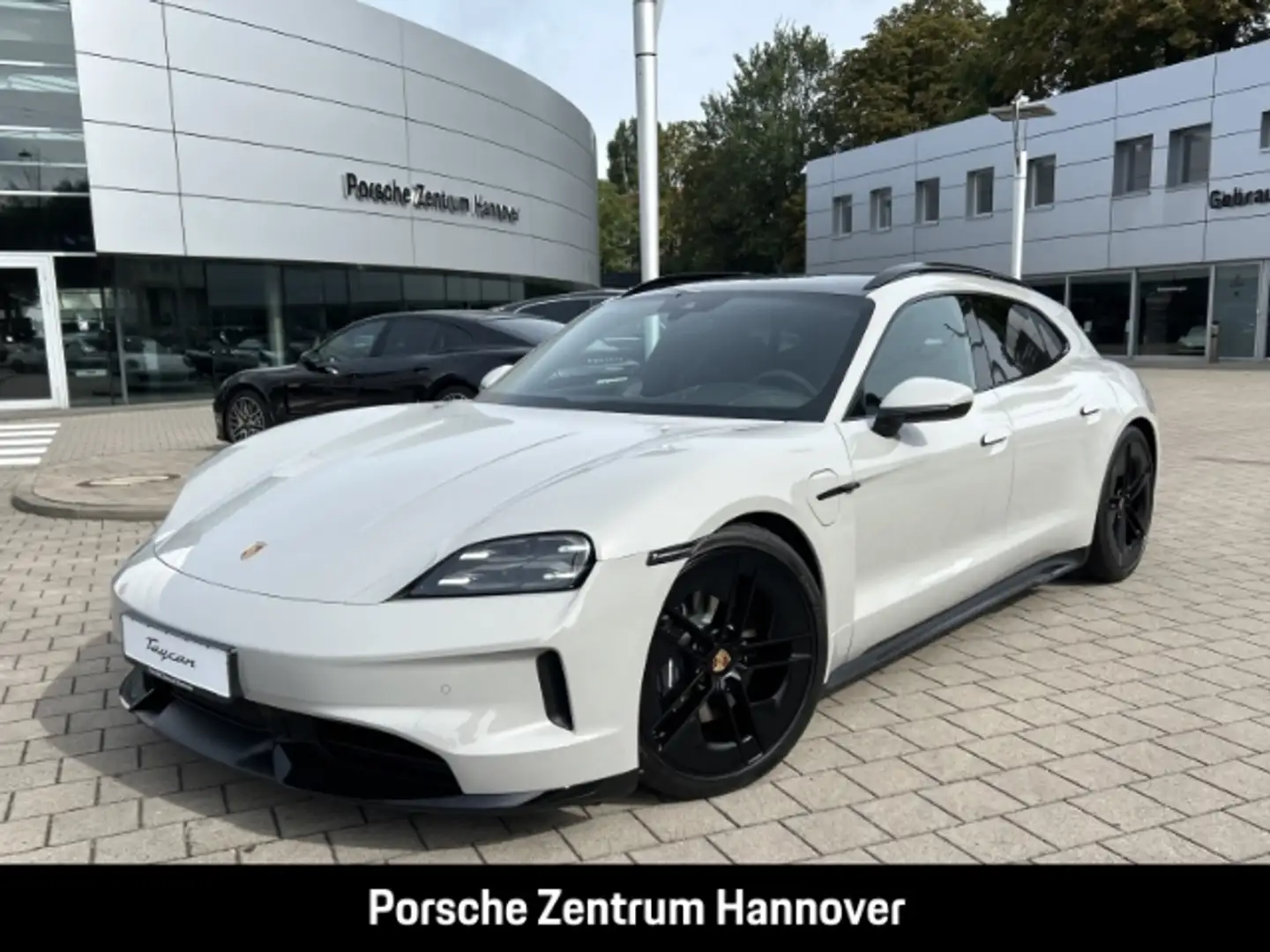 Porsche Taycan Sport Turismo Weiß - 1
