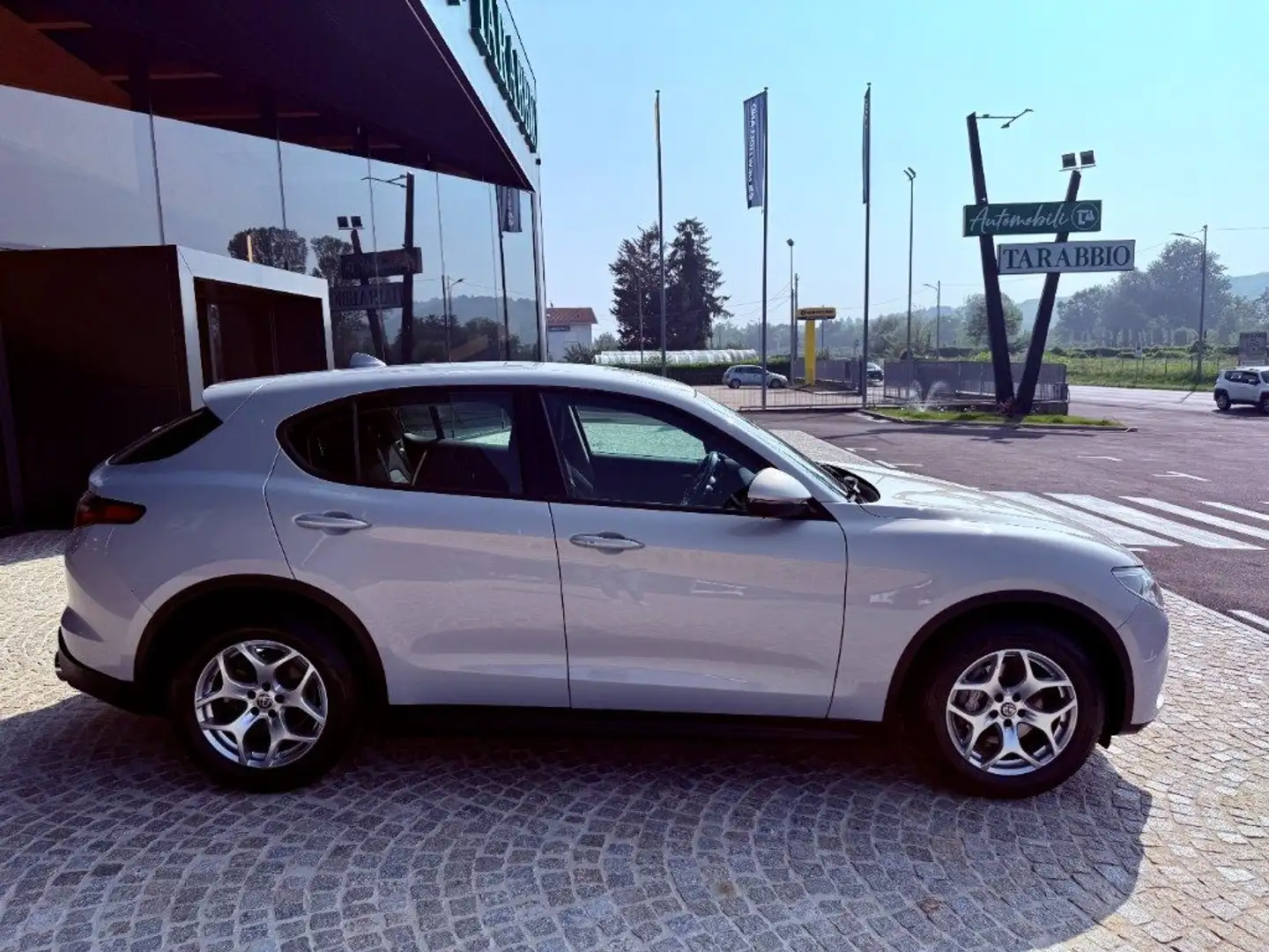 Alfa Romeo Stelvio 4X4 - AUTOMATICO - AZIENDALE - KM 49.000 PROMO FIN Bianco - 2