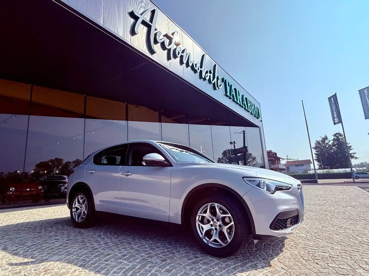 Alfa Romeo Stelvio 4X4 - AUTOMATICO - AZIENDALE - KM 49.000 PROMO FIN Bianco - 1