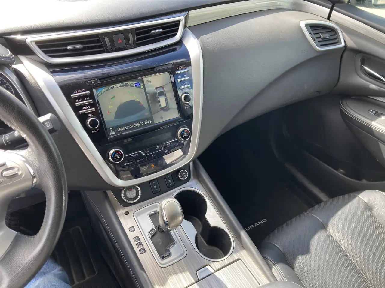 Nissan Murano снимка Nissan Murano