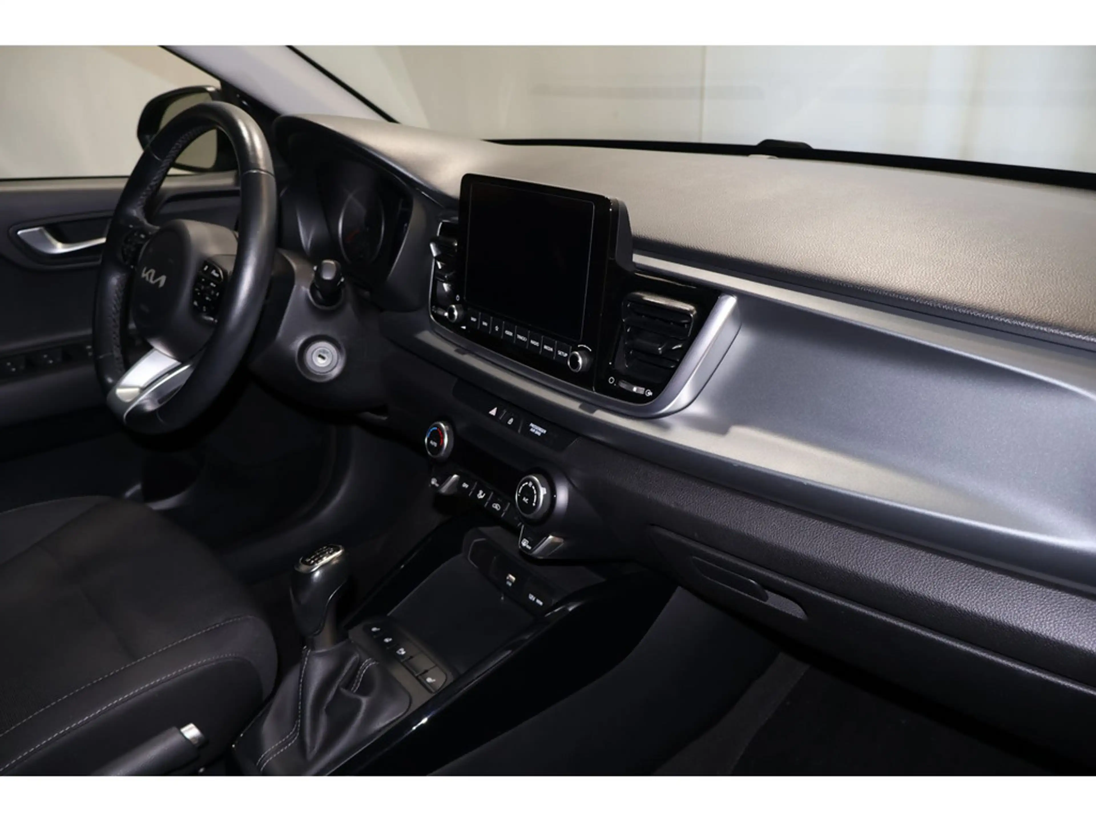 Kia Rio Vision Klima*SH*Einparkhilfe — photo 11