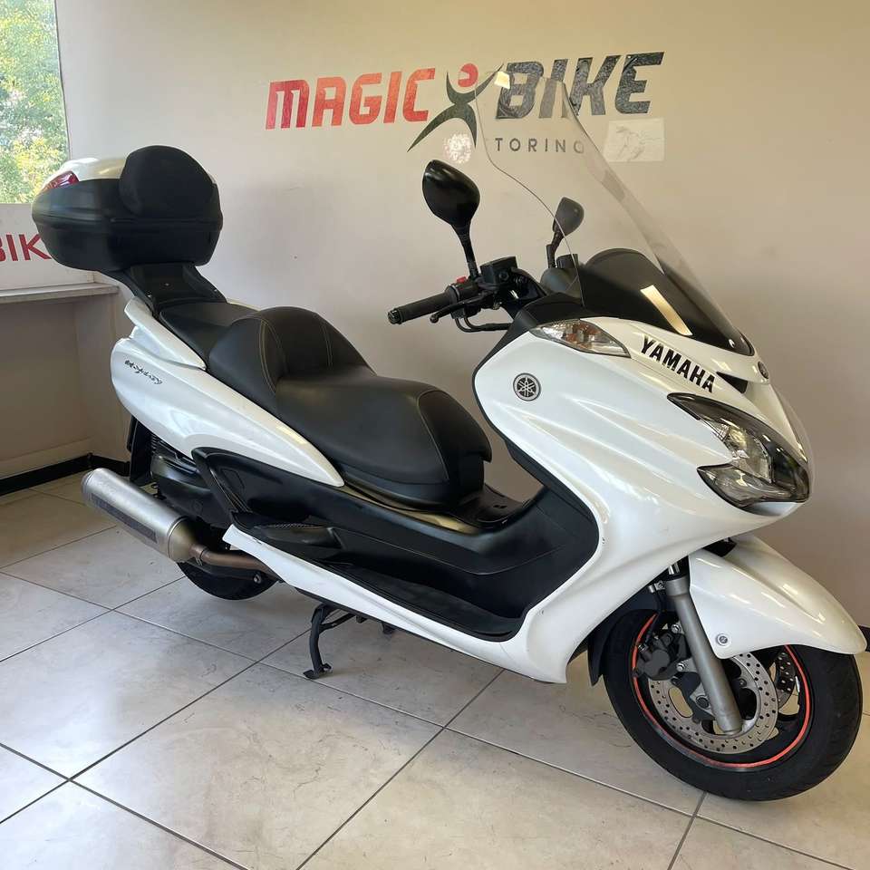 Yamaha Majesty 400