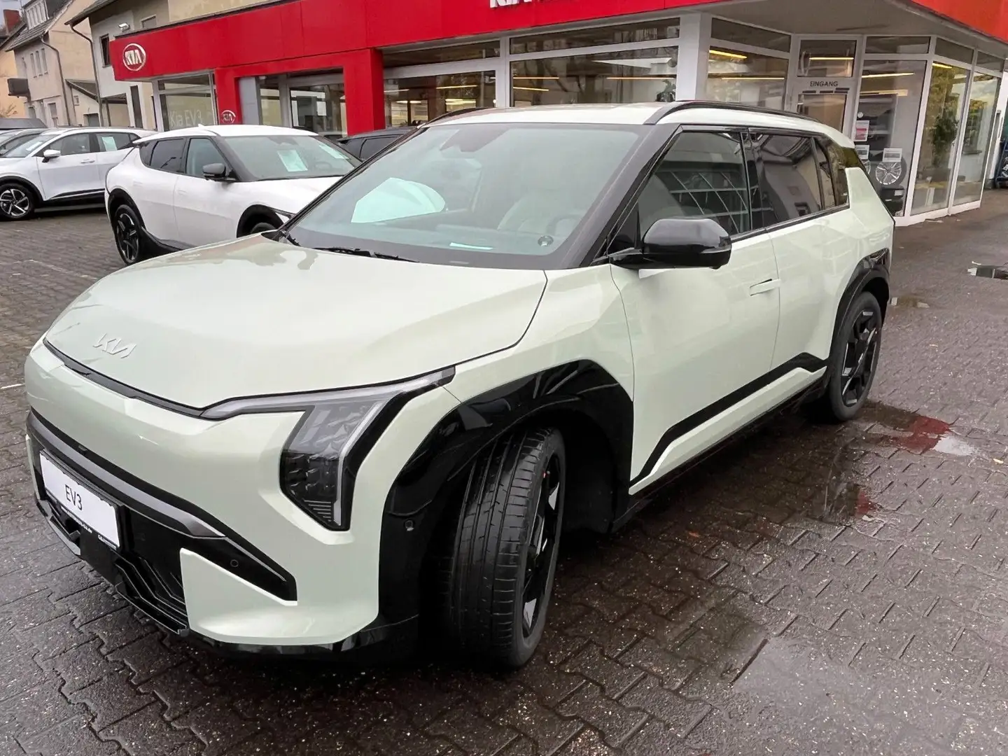 Kia EV3 81.4kWh GT-line DriveWise, Comfort-Paket Verde - 1