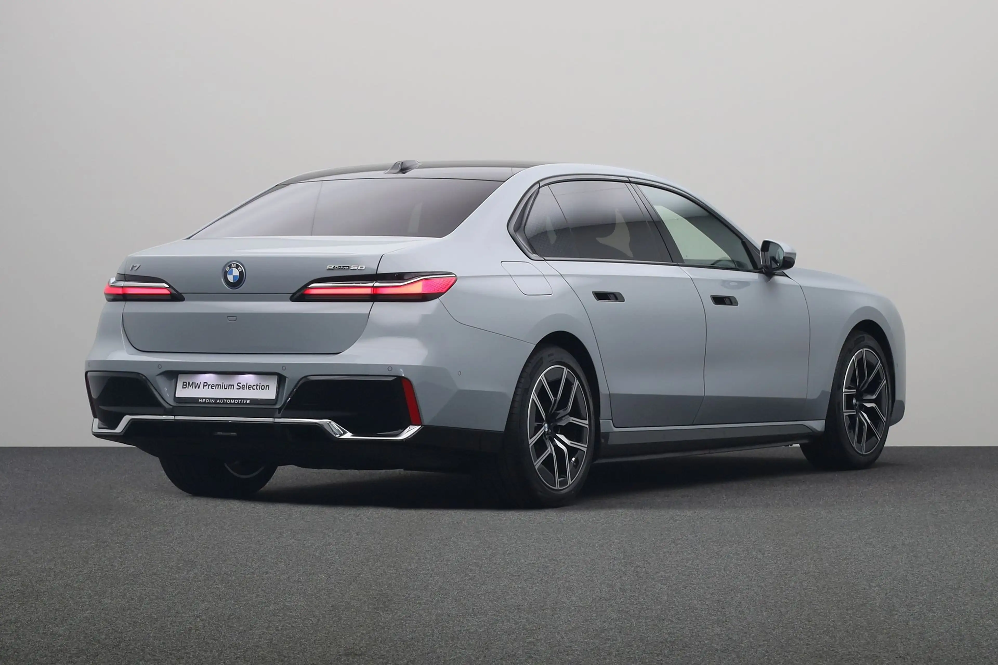BMW i7 eDrive50 106 kWh | Driving Assistant Professional — photo 2