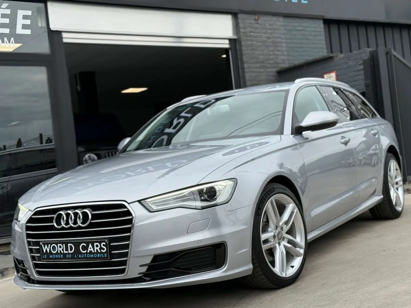 Audi A6 Avant 2.0 TDi ultra FACELIFT S tronic FULL OPTIONS Argent - 1