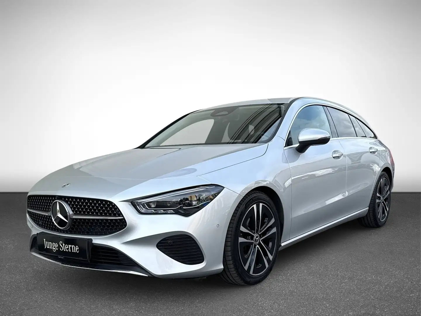 Mercedes-Benz CLA 200 d Shooting Brake Österreich-Edition Cam Silber - 2