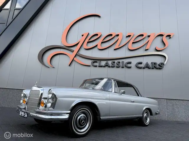 Mercedes-Benz 250 250SE handgeschakeld schuifdak Coupe