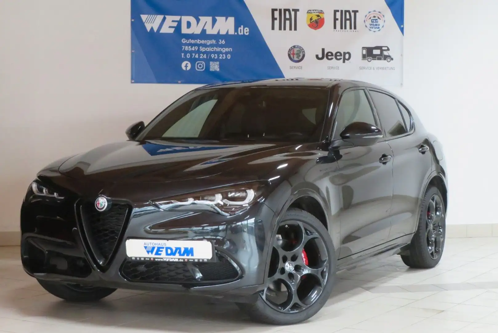 Alfa Romeo Stelvio Competizione Q4 280PS Schwarz - 1