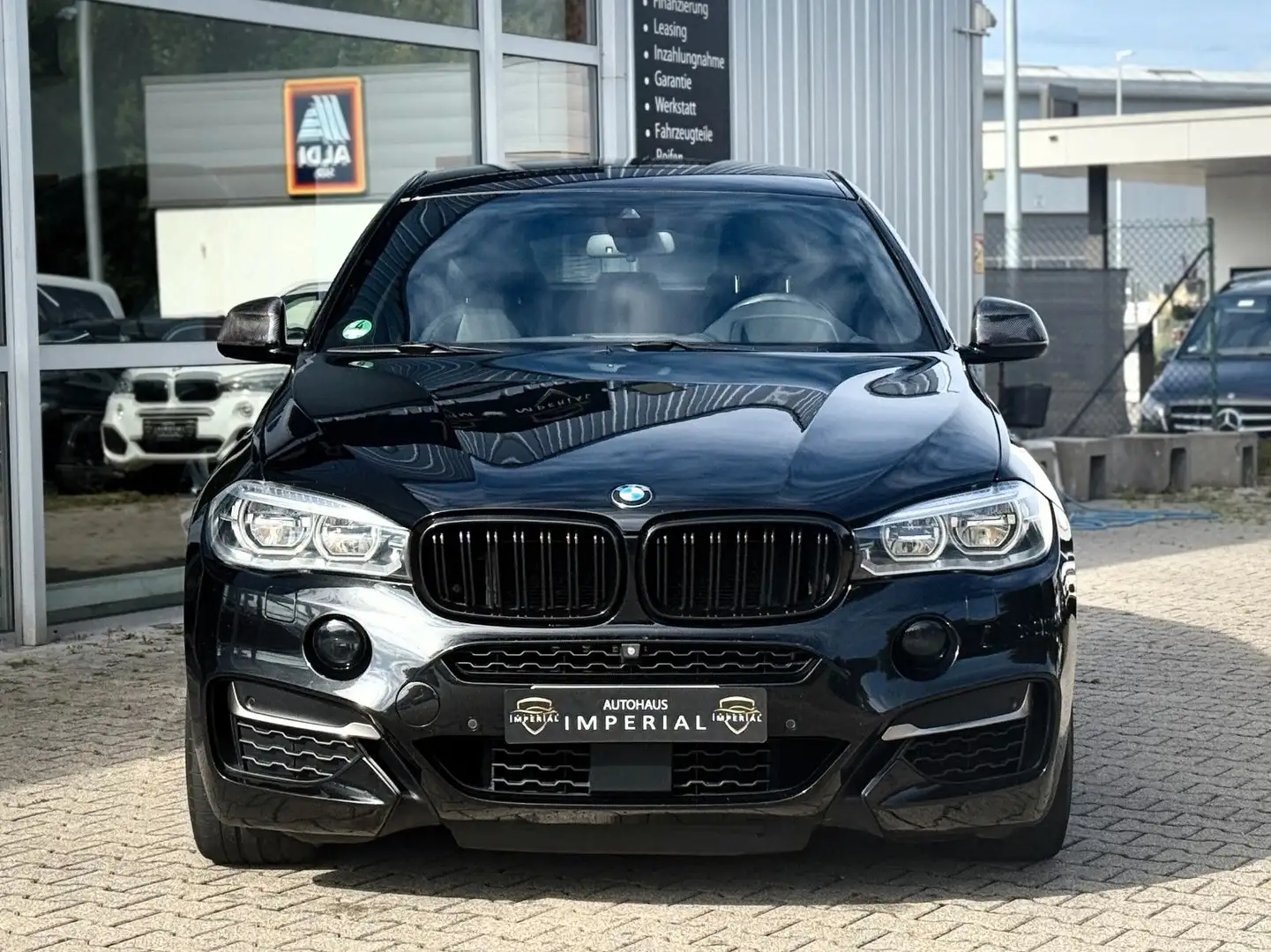 BMW X6 M d LEDER+STNDH+HUD+ACC+360+AdLED+HK+SoCL+21 Schwarz - 2