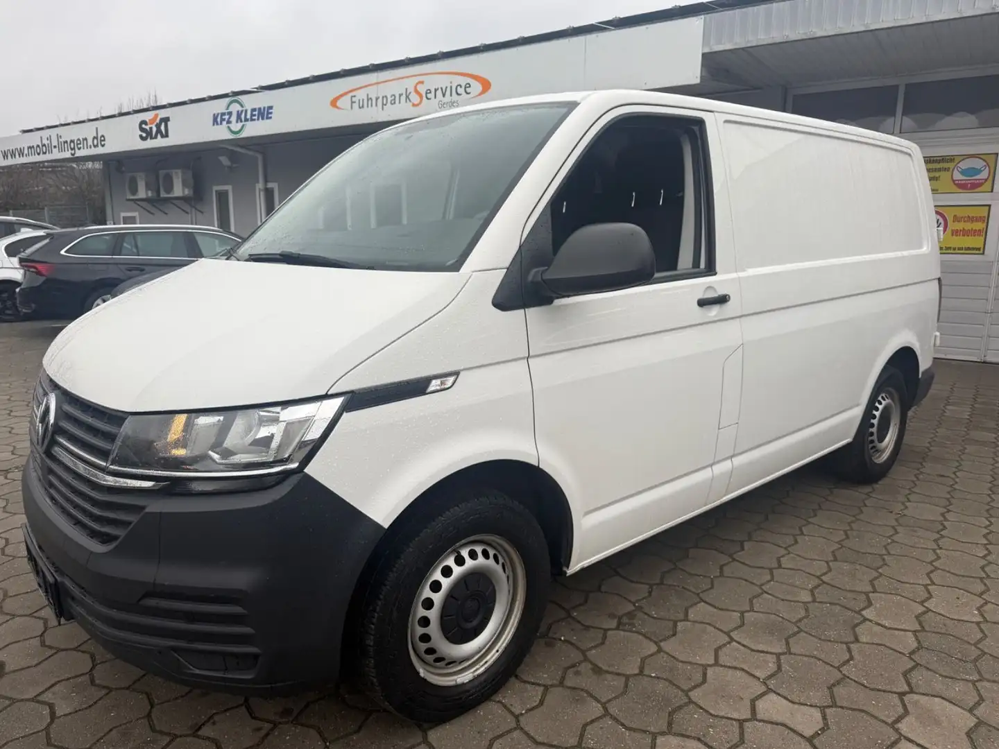 Volkswagen T6 Transporter T6.1 Transporter Kasten Klima PDC Regal Weiß - 1