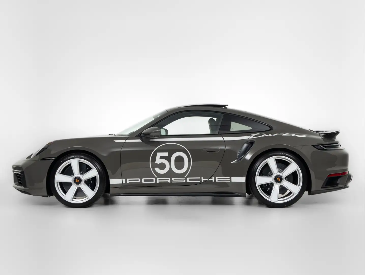 Porsche 992 Turbo 50 Years Grijs - 2