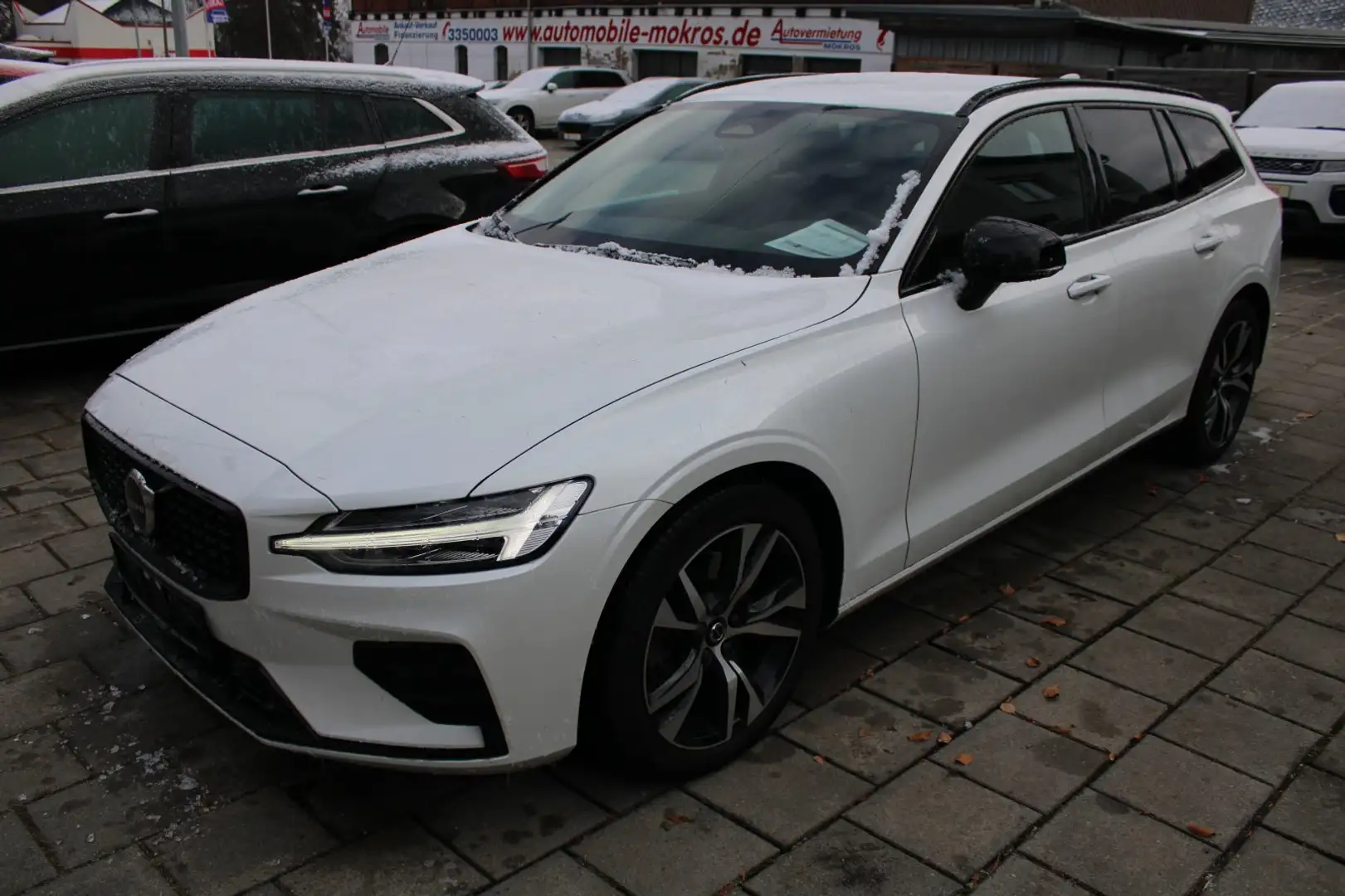 Volvo V60 V60 B4 D Plus Dark LED Navigation Leder AHK BLIS R Blanc - 1