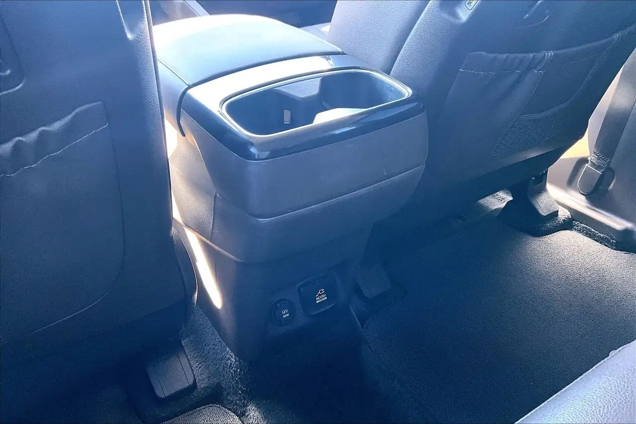 Kia Telluride снимка Kia Telluride