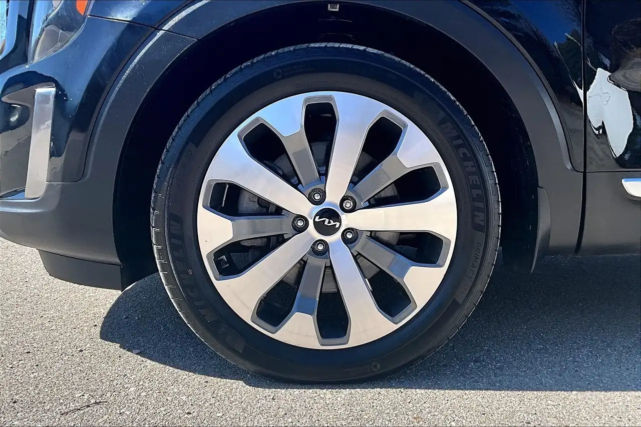 Kia Telluride снимка Kia Telluride