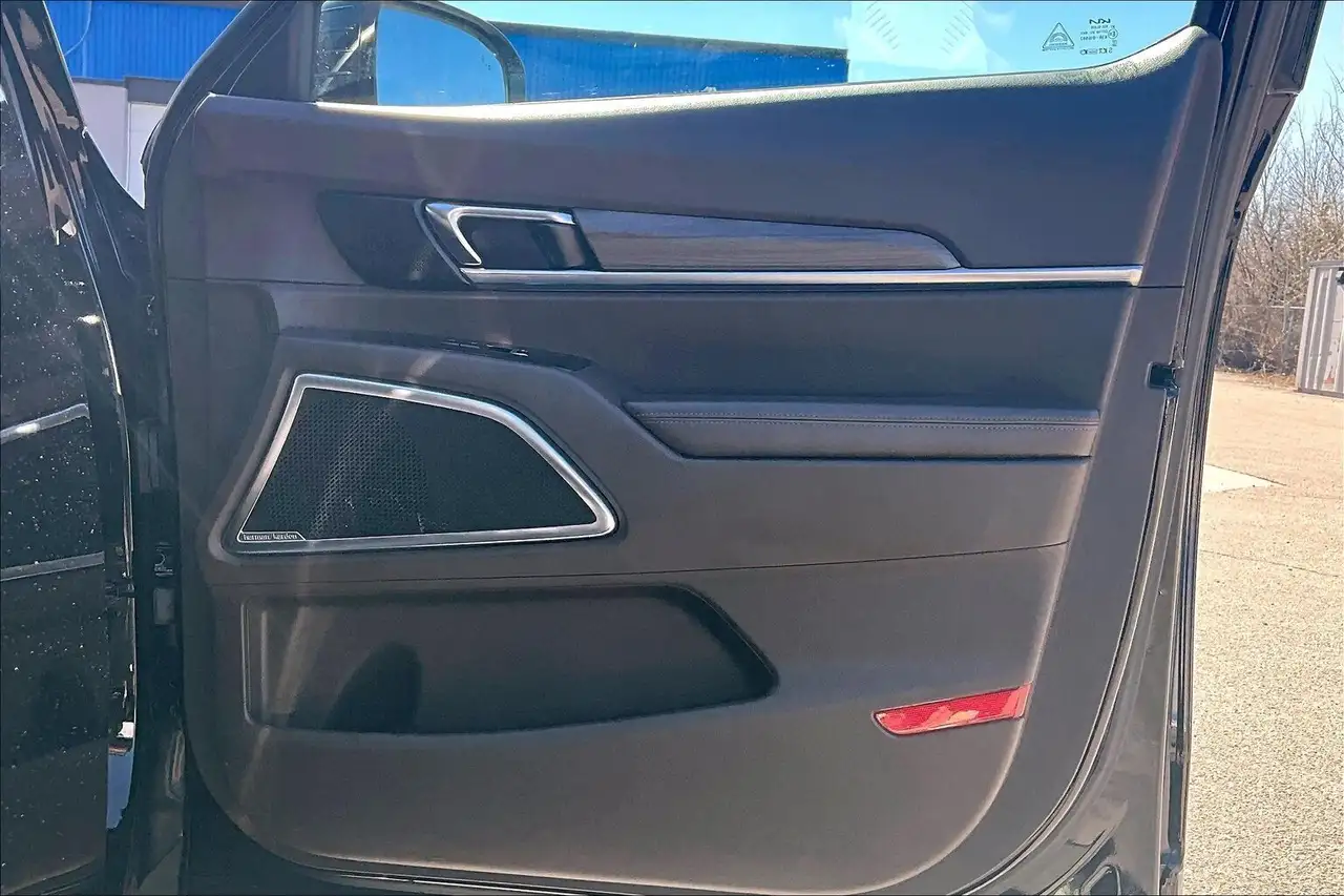 Kia Telluride снимка Kia Telluride