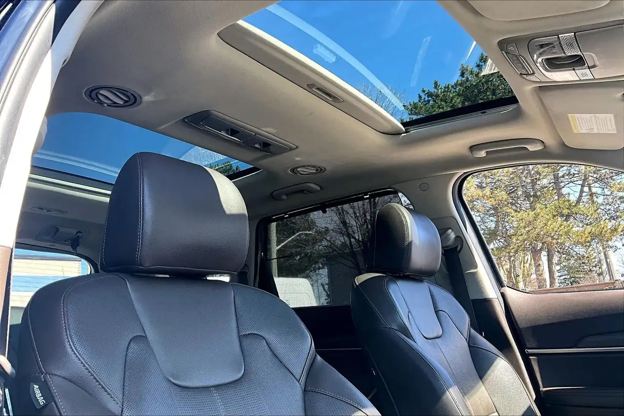 Kia Telluride снимка Kia Telluride