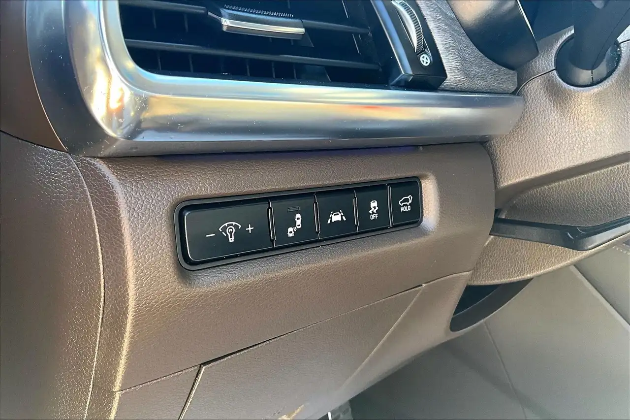 Kia Telluride снимка Kia Telluride